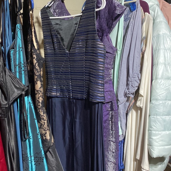 Going out of biz soon - Make me an offer- dirt low everything has to go! 🎉🎉🎉 - Picture 3 of 4